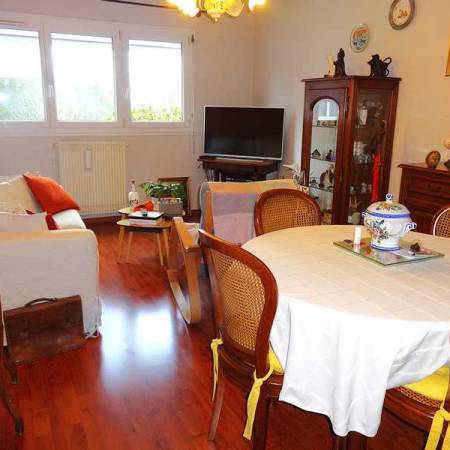 Cliquez pour en savoir plus...